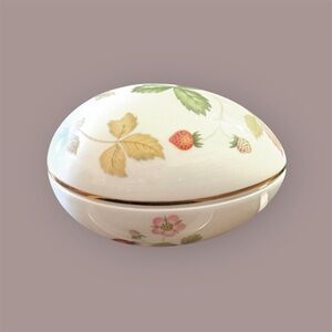 Wedgewood "Wild Strawberries" Egg Shape Bone China Trinket Box with Lid